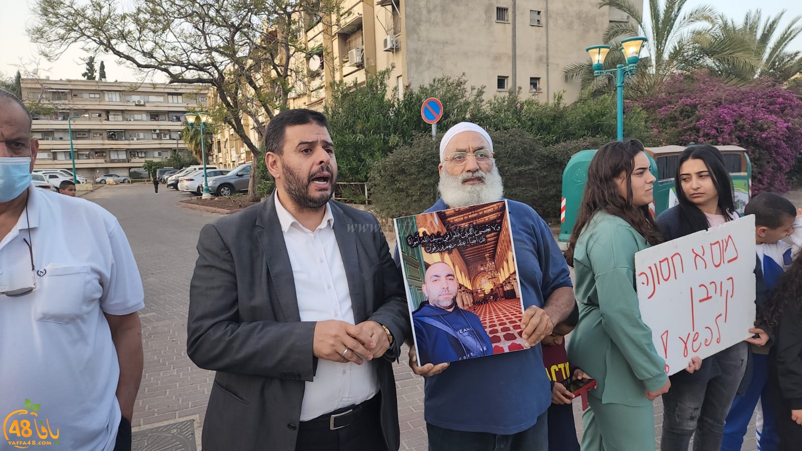  اللد: وقفة احتجاجية للمطالبة بمعاقبة قتلة الشهيد موسى حسونة 